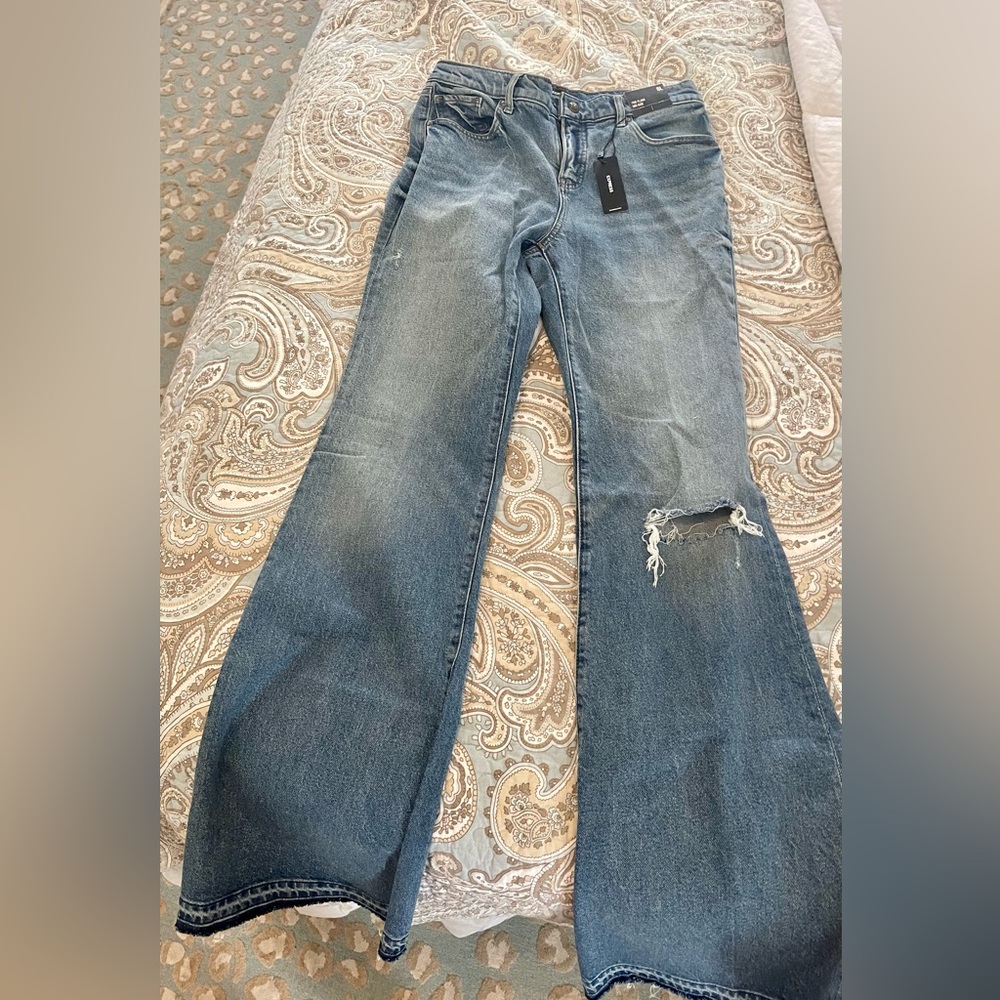 Women’s Express Flare jeans